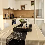 Panorama Cozy View דירה *
